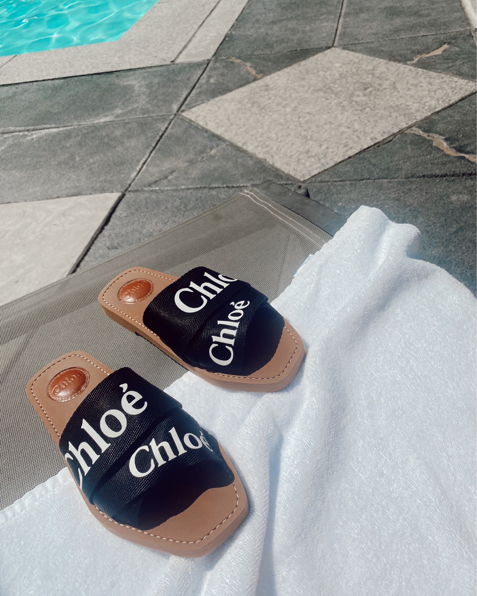 chloe woody, chloe logo sandals, chloé woody sandals